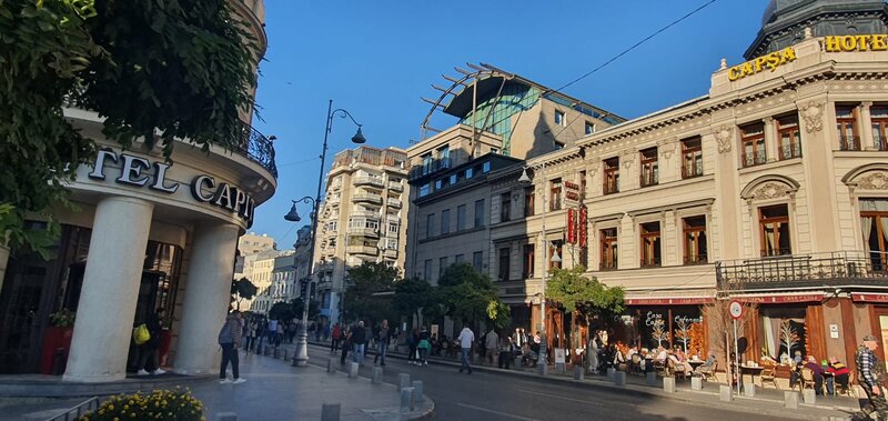 Universitate, Bucuresti Calea Victoriei, Ultracentral